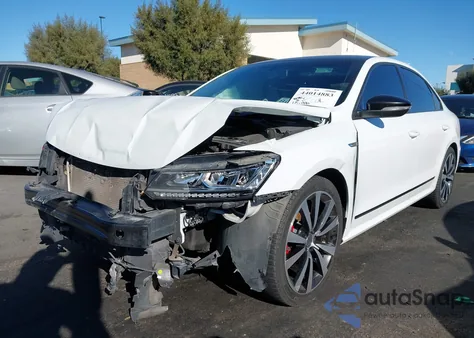 2018 Volkswagen Passat 3.6L V6 Gt z USA, uszkodzony, nr VIN 1VWJM7A3XJC035779